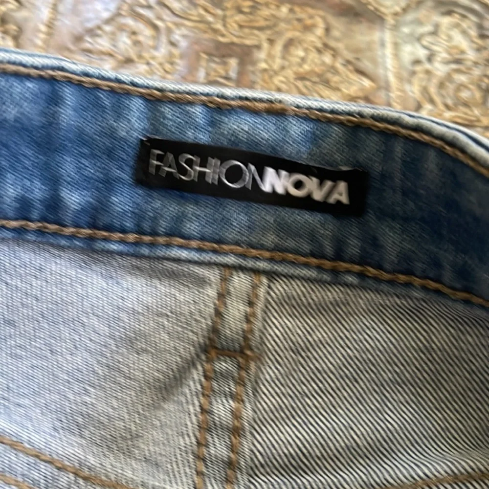 Fashion Nova Shorts - Picture 2 of 4